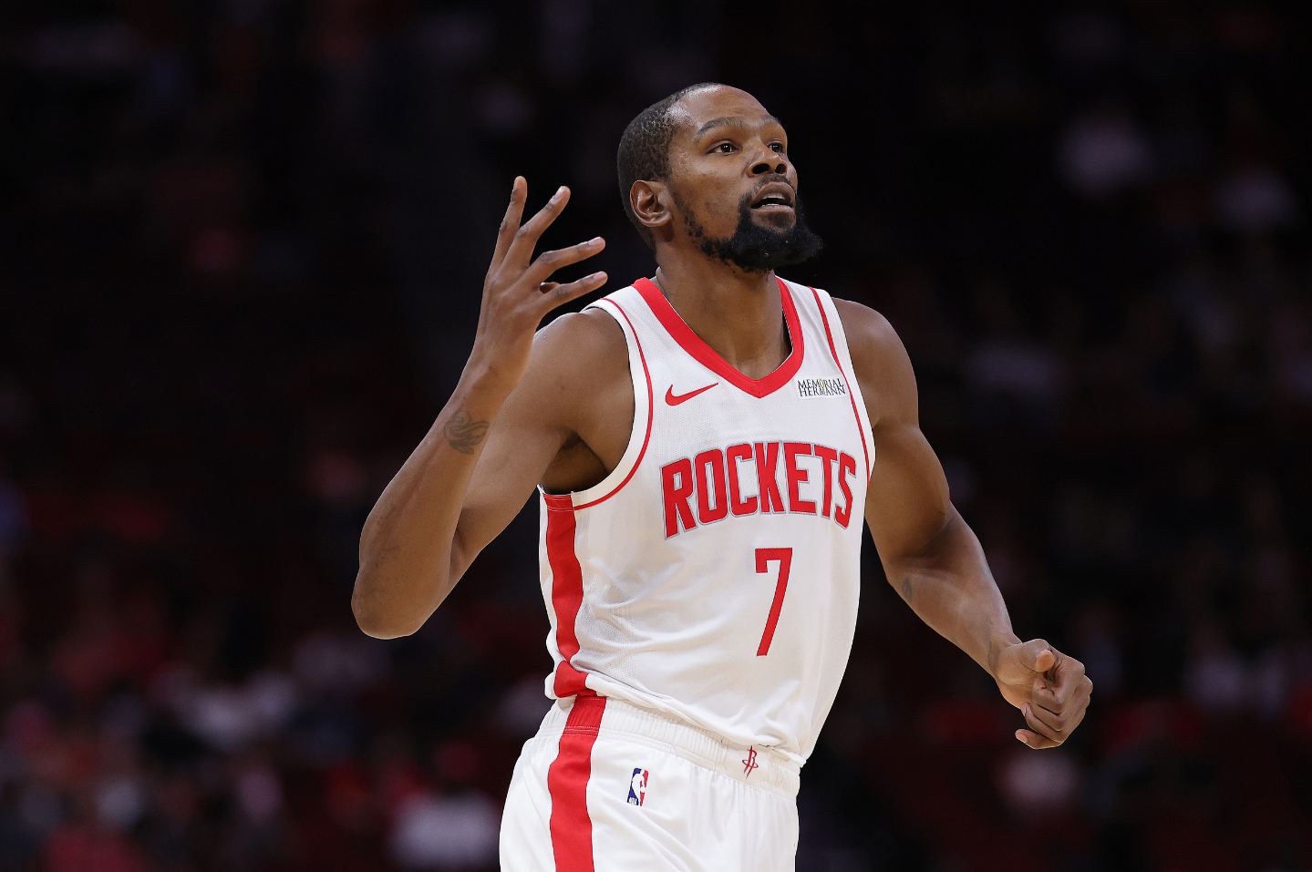 KD: Lợi thế của chúng tôi là lớn hay nhỏ nhưng việc sử dụng đội hình nào là một bài kiểm tra đối với huấn luyện viên.