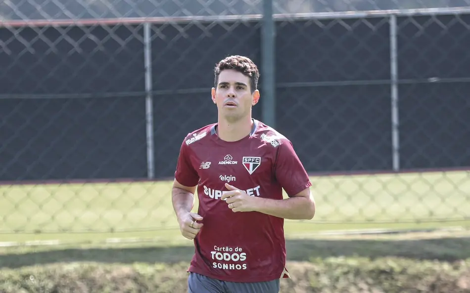 Truyền thông Brazil: Oscar nhập viện vì bệnh tim, CĐV Sao Paulo gửi lời chúc mừng