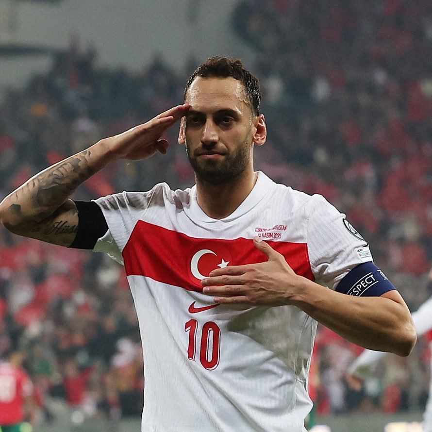 Bậc thầy của mười hai mật mã! Đội trưởng Türkiye Calhanoglu đã thực hiện 35 trong số 38 quả phạt đền từ cự ly 12 mét trong 8 năm qua