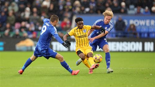 Leicester City đấu với Brighton