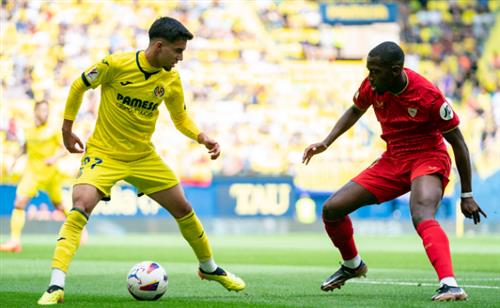 Villarreal đấu với Sevilla
