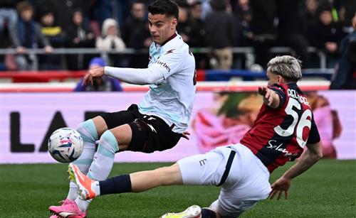 Bologna đấu với Salernitana