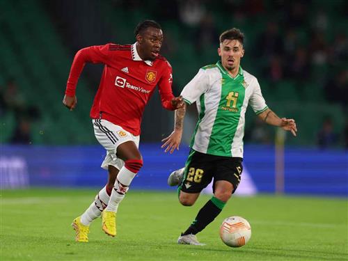 Manchester United đấu với Real Betis