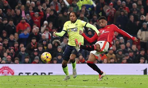 Manchester United đấu với Southampton