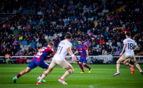 Barcelona đấu với Valencia