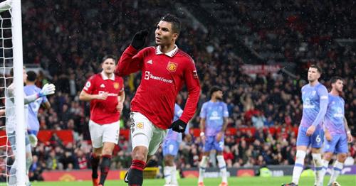 Manchester United đấu với Bournemouth