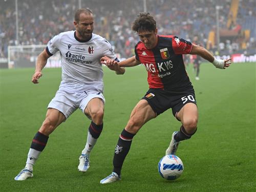 Monza đấu với Genoa