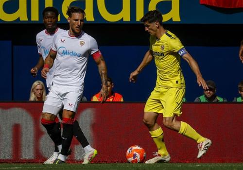 Villarreal đấu với Sevilla